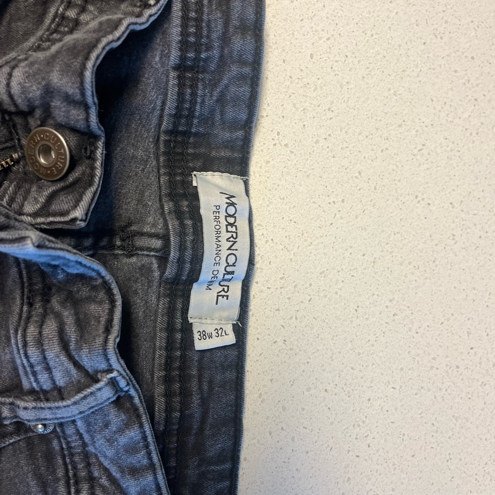 Jeans - Picture 2 of 4